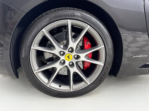 Certified 2014 Ferrari California image 25