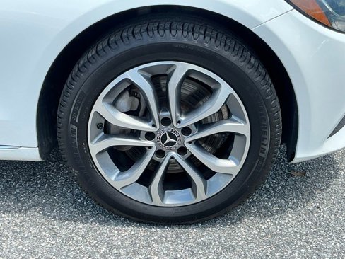 Used 2018 Mercedes-Benz C 300 4MATIC Sedan image 6