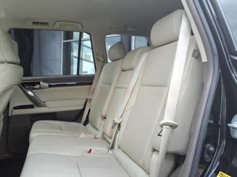 Used 2011 Lexus GX 460 image 30