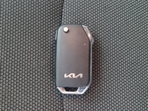 Used 2024 Kia Forte LXS image 32