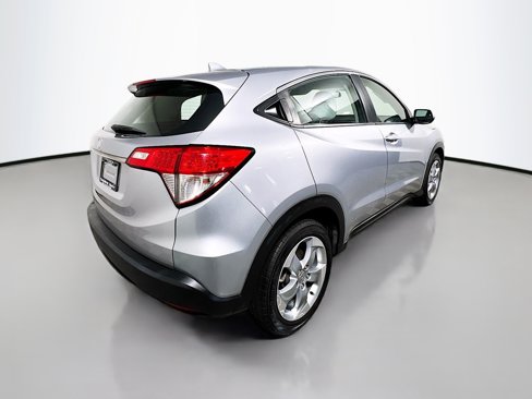 Used 2019 Honda HR-V LX image 4