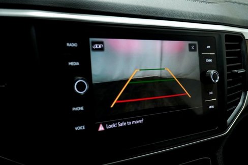 Used 2021 Volkswagen Atlas SE image 25