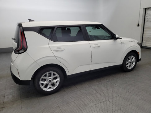 Used 2023 Kia Soul LX w/ LX Technology Package image 10