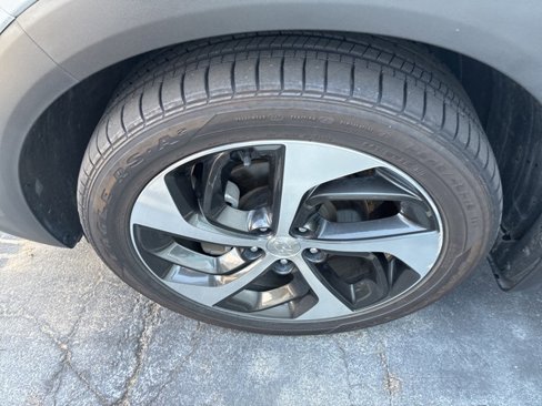 Used 2017 Hyundai Tucson Limited w/ Cargo Package image 32