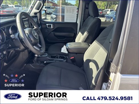 Used 2023 Jeep Wrangler Sport image 15