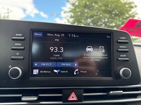 Certified 2023 Hyundai Elantra Blue image 23