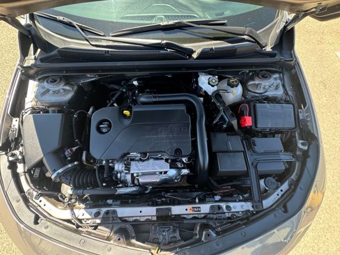 Used 2024 Chevrolet Malibu LT image 32