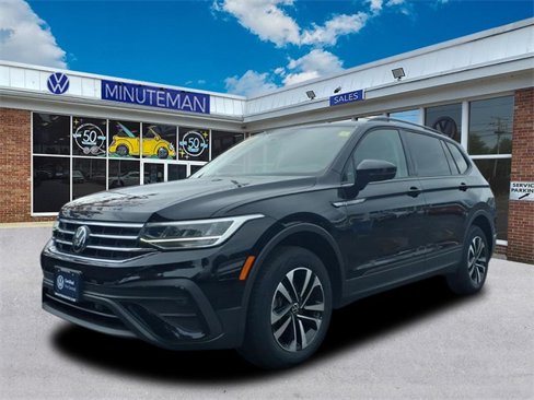 Certified 2022 Volkswagen Tiguan S image 1