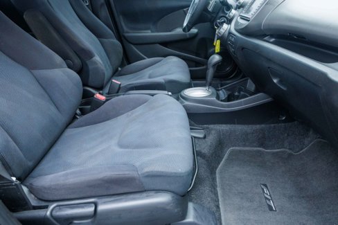 Used 2010 Honda Fit Sport image 18