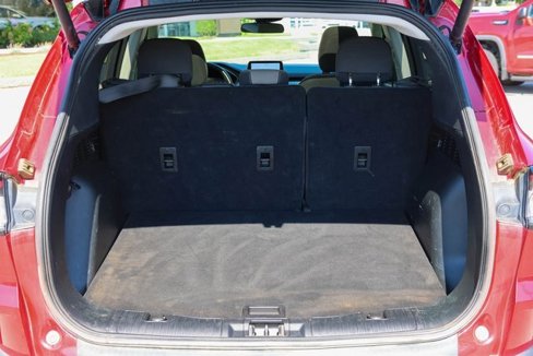 Used 2021 Ford Escape SE w/ SE Sport Appearance Package image 8