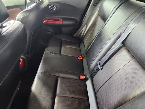 Used 2011 Nissan Juke SL w/ Sport Pkg image 14