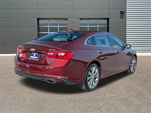 Used 2016 Chevrolet Malibu Premier w/ Driver Confidence Package II image 3