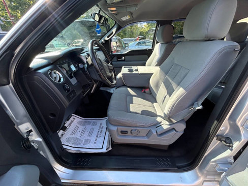 Used 2013 Ford F150 XLT w/ Luxury Equipment Group image 6