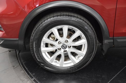 Used 2021 Nissan Rogue Sport S image 12