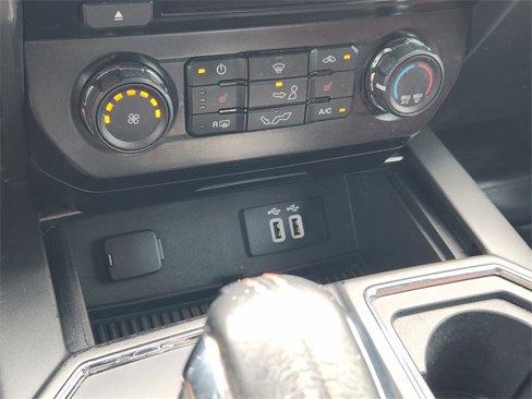 Used 2016 Ford F150 XLT w/ Equipment Group 302A Luxury image 19
