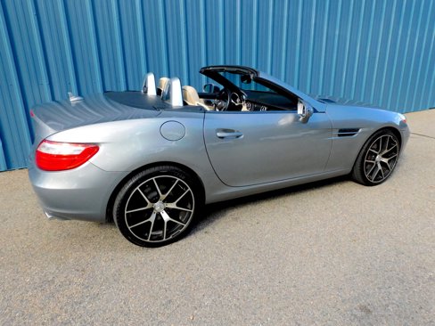 Used 2013 Mercedes-Benz SLK 250 image 5