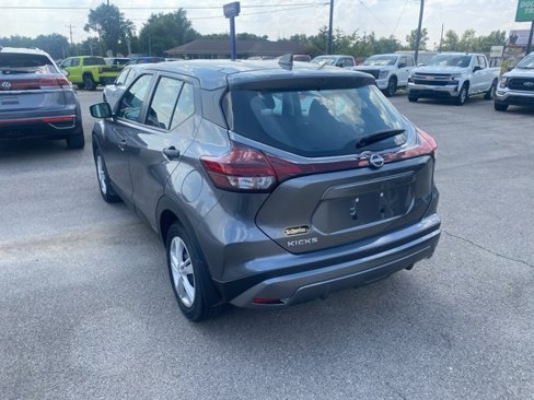 Used 2024 Nissan Kicks S image 4