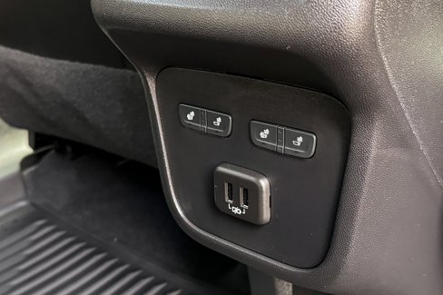 Used 2019 Chevrolet Equinox Premier image 11