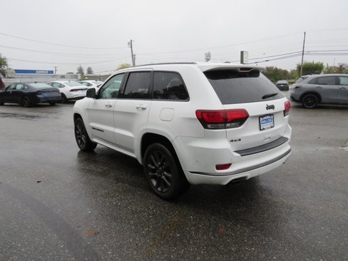 Used 2018 Jeep Grand Cherokee High Altitude image 3