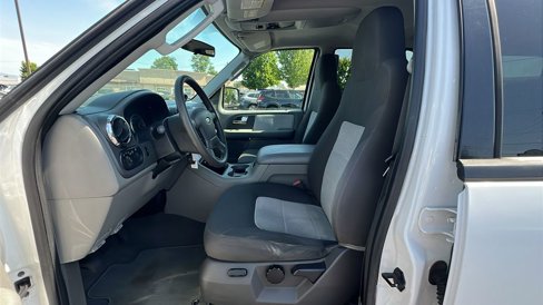 Used 2006 Ford Expedition XLT image 31