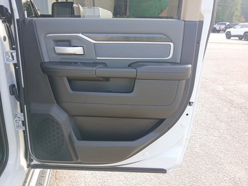 Used 2020 RAM 2500 Big Horn image 32
