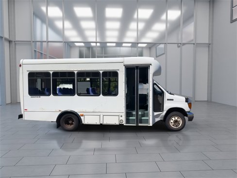 Used 2006 Ford E-450 and Econoline 450 image 9