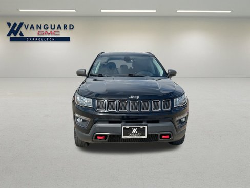 Used 2019 Jeep Compass Trailhawk image 3