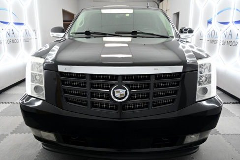 Used 2011 Cadillac Escalade ESV Luxury image 6