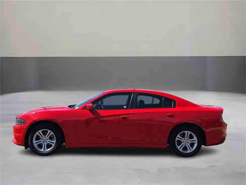 Used 2022 Dodge Charger SXT w/ Leather Interior Group image 2