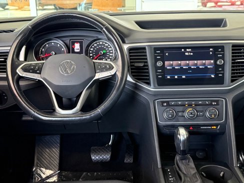 Used 2021 Volkswagen Atlas SE image 34