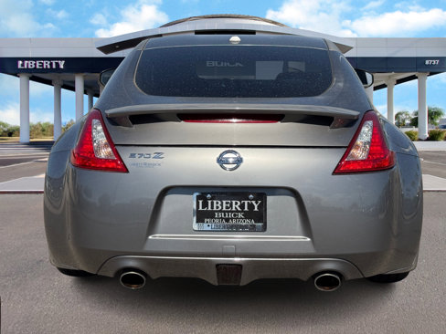 Used 2010 Nissan 370Z Touring w/ Sport Pkg image 4