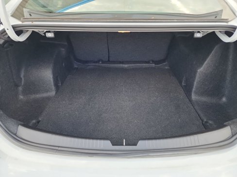 Used 2023 Chevrolet Malibu LS image 37