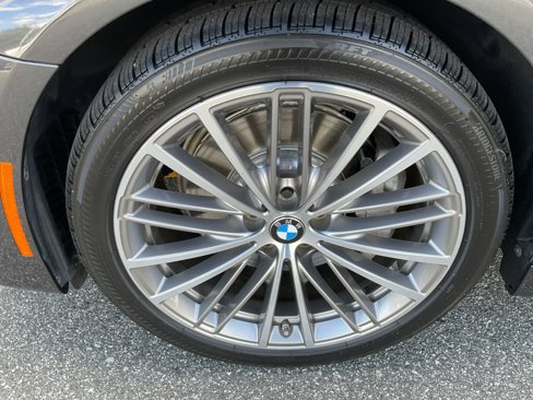 Used 2019 BMW 530i w/ Luxury Package image 27
