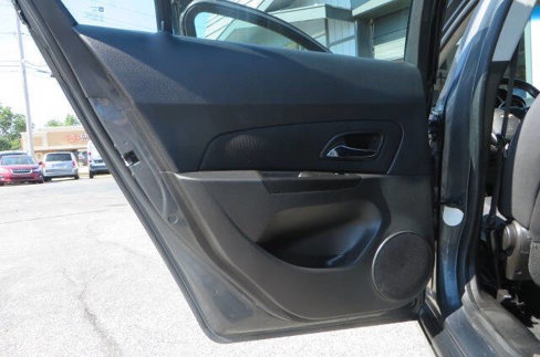 Used 2013 Chevrolet Cruze LT image 37