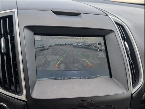 Used 2016 Ford Edge SEL w/ Equipment Group 201A image 8