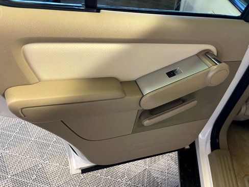 Used 2007 Mercury Mountaineer Premier image 22