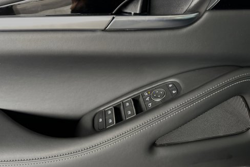 Certified 2025 INFINITI QX60 Pure image 12