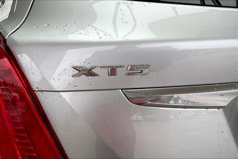 Used 2017 Cadillac XT5 Luxury image 22