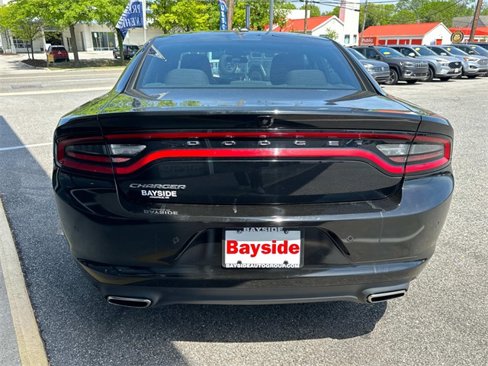 Used 2022 Dodge Charger SXT image 15