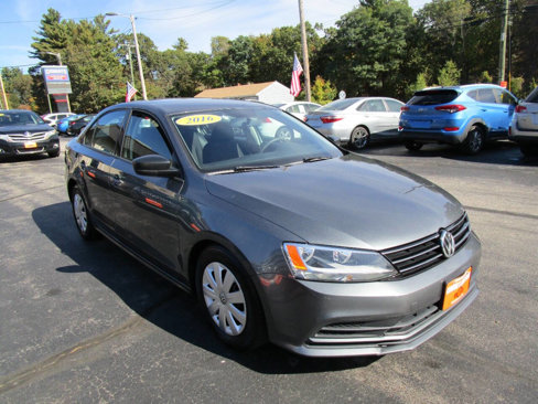 Used 2016 Volkswagen Jetta S image 3