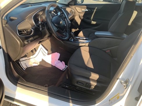 Used 2018 Chevrolet Malibu LT image 13