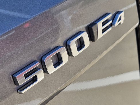 New 2025 Cadillac Optiq Luxury 1 image 15