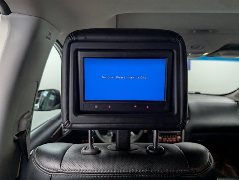 Used 2015 Nissan Pathfinder Platinum w/ Family Entertainment Package image 14