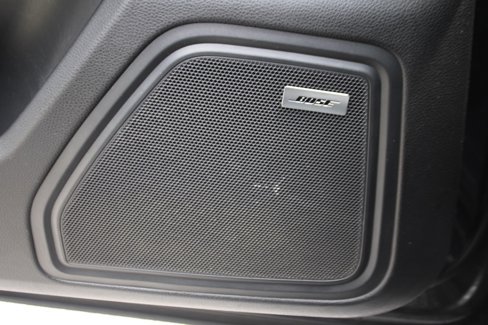 Certified 2018 Porsche Macan image 20