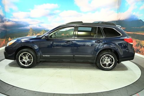 Used 2014 Subaru Outback 2.5i Premium image 5
