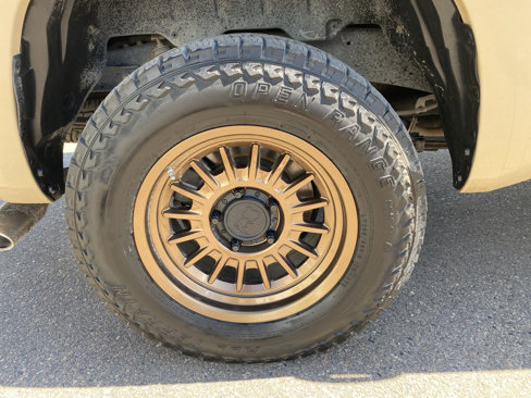 Used 2016 Toyota Tundra SR5 image 2