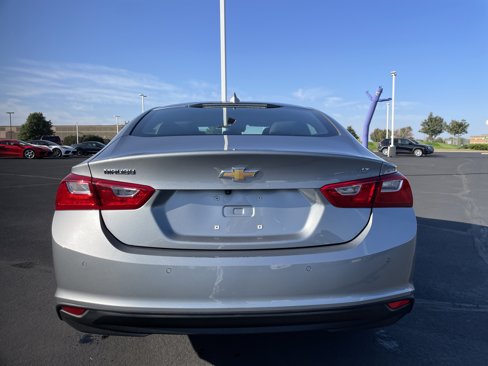 Used 2024 Chevrolet Malibu LT image 4