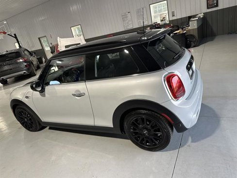 Used 2020 MINI Cooper S image 5
