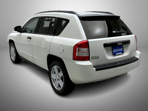 Used 2009 Jeep Compass Sport image 7