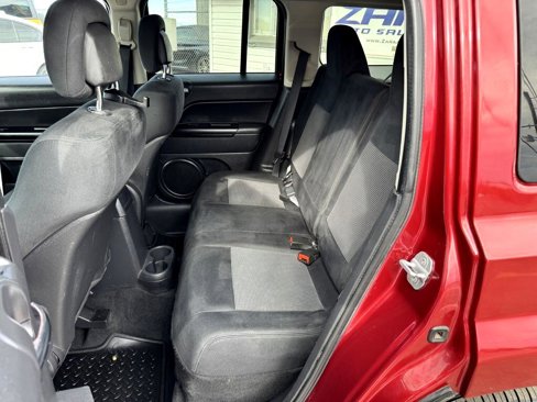 Used 2012 Jeep Patriot Latitude image 16